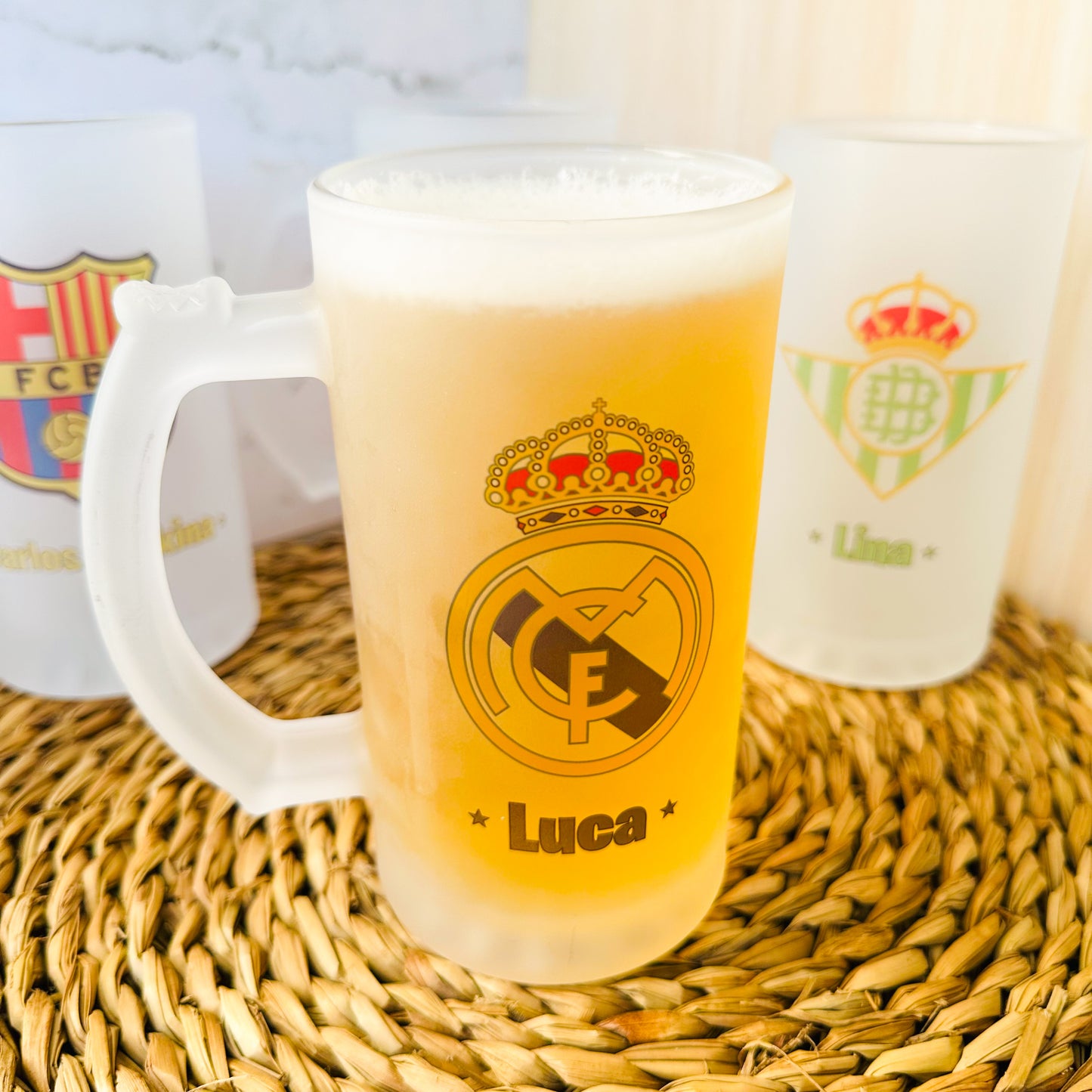 🍺Jarra+Escudo+Nombre+ Envío→ 19,95 €⚽