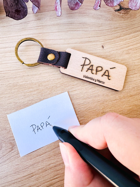 Llavero "puño y letra" personalizado