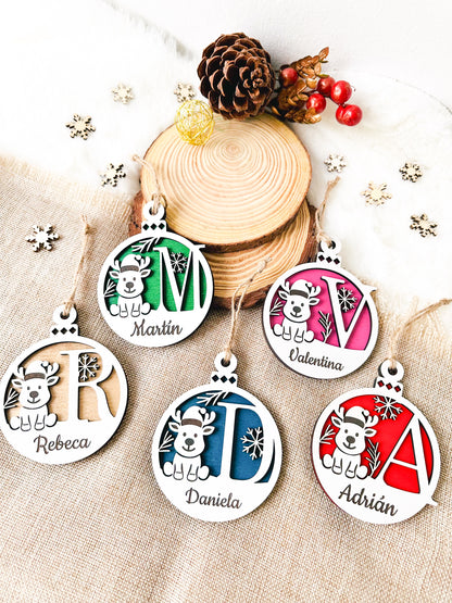 Adorno Bola de Navidad en madera con Inicial y Nombre