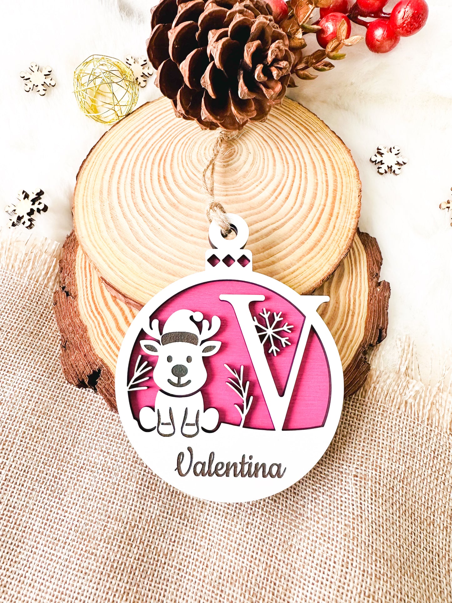 Adorno Bola de Navidad en madera con Inicial y Nombre