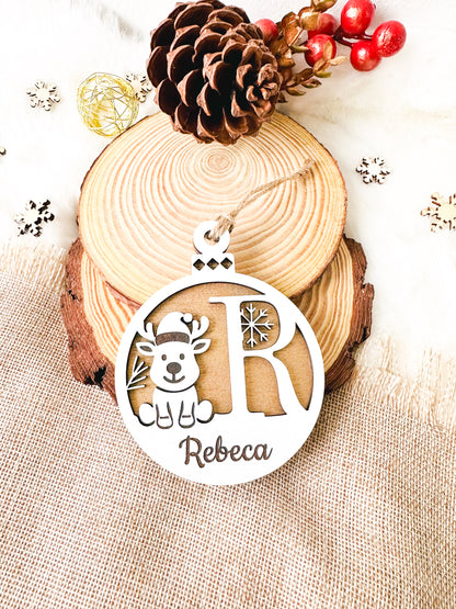 Adorno Bola de Navidad en madera con Inicial y Nombre
