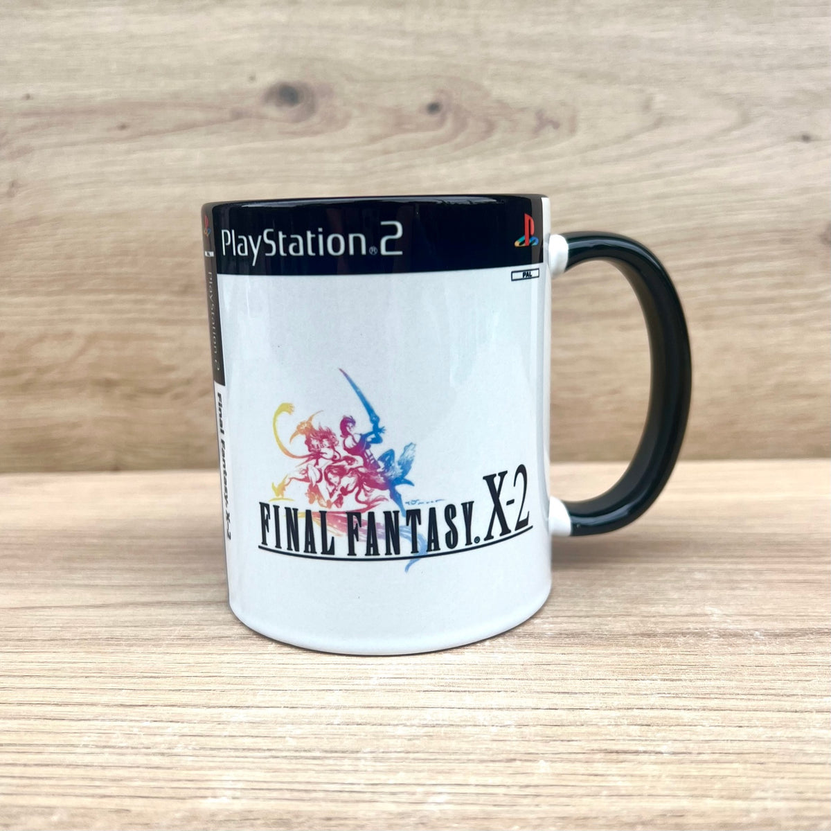 Taza Final Fantasy X-2 para PS2, carátula frontal