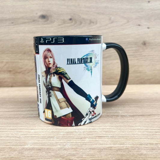 Taza Final Fantasy XIII para PS3, carátula frontal